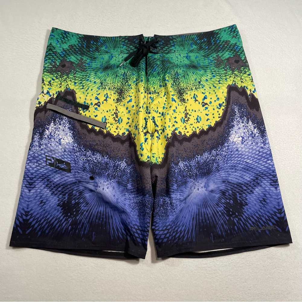Pelagic Mens 4 Tek Stretch Technology Board Shorts Size 38